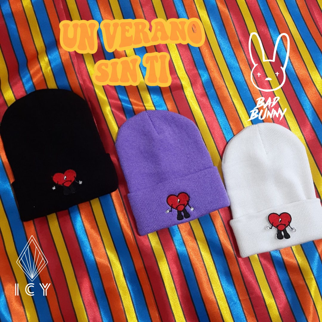 GORRO BORDADO - CORAZÓN UN VERANO SIN TIN - BAD BUNNY